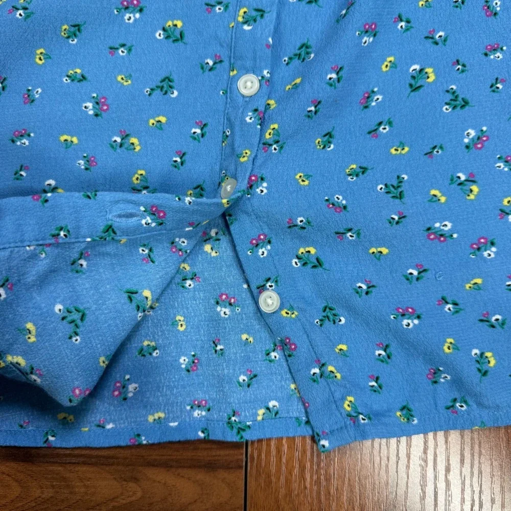LOFT Petites Blue Floral Ruffle Button Down Blouse XSP Short Sleeve Rayon Top